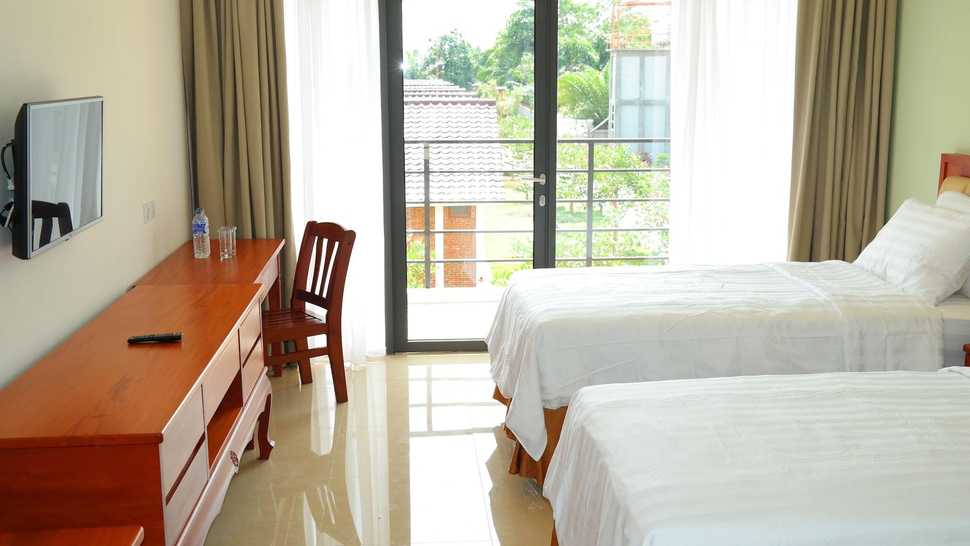 Thong'S Inn Hotel Kualanamu Медан Экстерьер фото