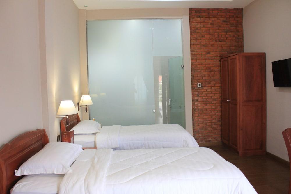 Thong'S Inn Hotel Kualanamu Медан Экстерьер фото